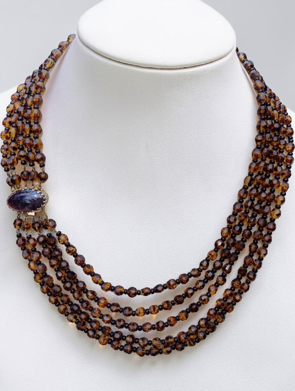 Gorgeous Vintage Brown Glass Necklace - Picture 2 of 8